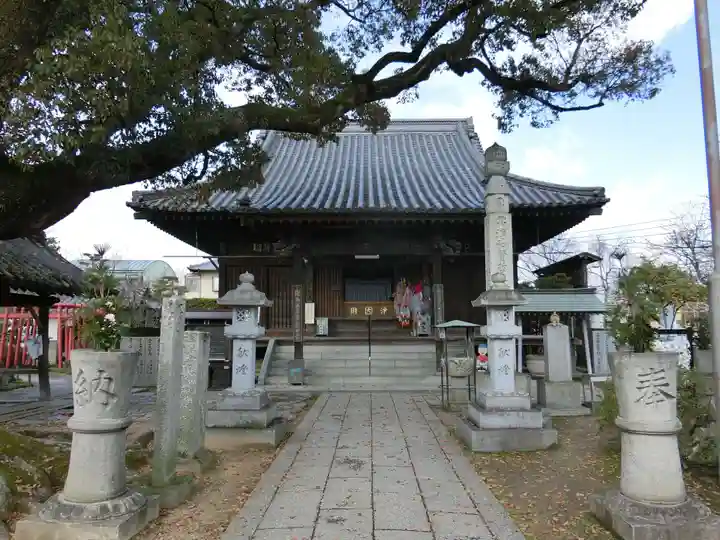 一宮寺の本殿・本堂