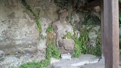 大分元町石仏の仏像