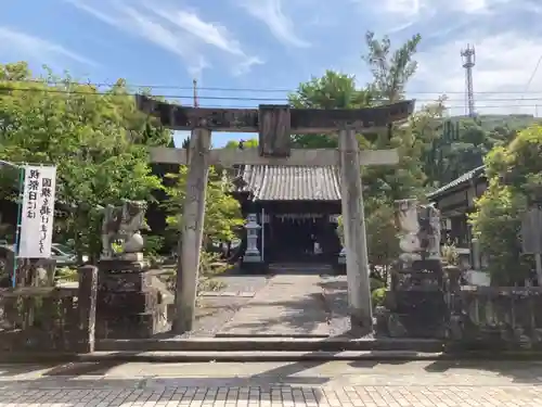 安藤神社の鳥居