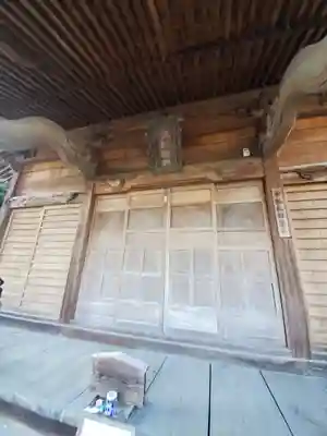 諏訪神社の本殿・本堂