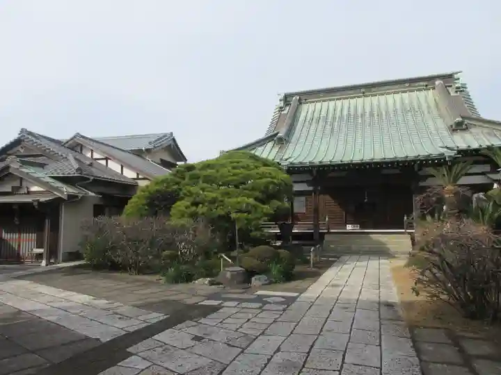 九品寺の本殿・本堂