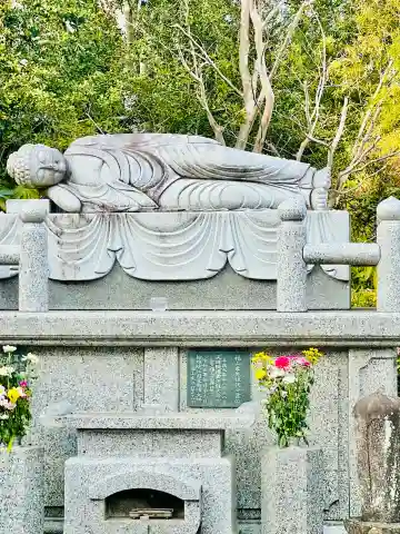 龍蟠寺の{uncategorized: "未分類", other: "その他", undefined: "問題あり", building: "その他建物", grave: "お墓", sacred_gate: "鳥居", guardian: "狛犬", statue: "像", buddha: "仏像", history: "歴史", nature: "自然", garden: "庭園", animal: "動物", pagoda: "塔", temizu: "手水舎", mountain_gate: "山門・神門", sanctuary: "本殿・本堂", subordinate: "末社・摂社", art: "芸術", scenery: "景色", jizo: "地蔵", ema: "絵馬", goshuin: "御朱印", omikuji: "おみくじ", items: "授与品その他", amulet: "お守り", goshuincho: "御朱印帳", eats: "食事", festival: "お祭り", votive_dance: "神楽", shichigosan: "七五三参", wedding: "結婚式", experience: "体験その他", initially: "初詣", around: "周辺", anti_infection: "感染症対策"}