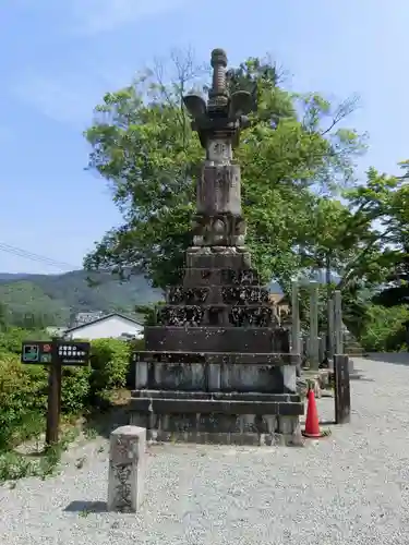 金峯山寺の塔