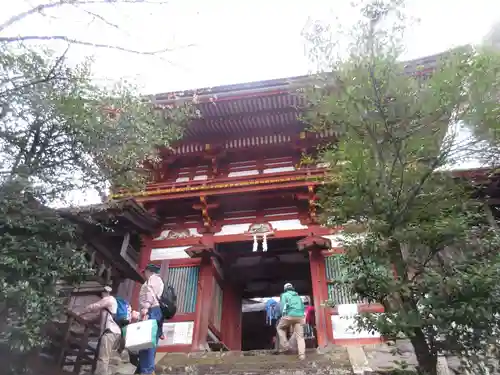 吉野水分神社の山門