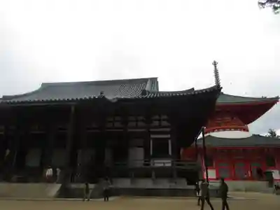 壇上伽藍の本殿・本堂