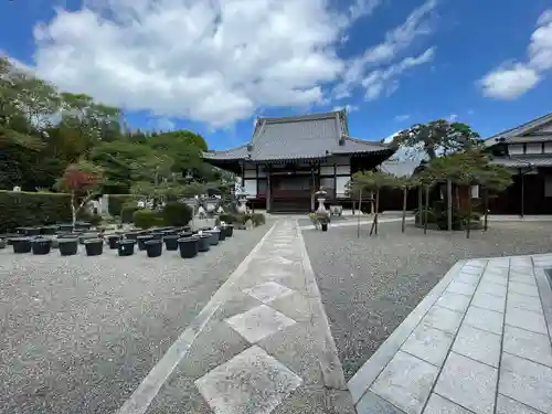 唯称寺(滋賀県)