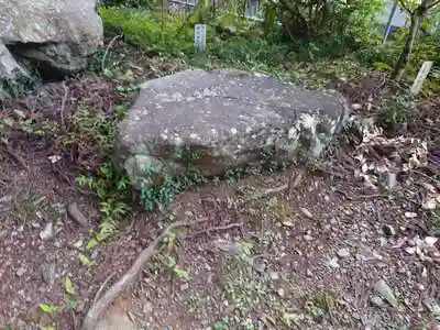 石楯尾神社の建物その他