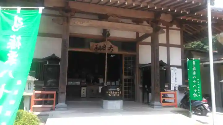 弘照院の本殿・本堂