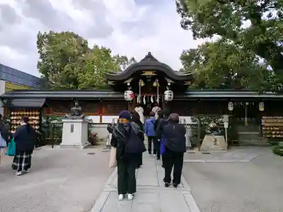 晴明神社の{uncategorized: "未分類", other: "その他", undefined: "問題あり", building: "その他建物", grave: "お墓", sacred_gate: "鳥居", guardian: "狛犬", statue: "像", buddha: "仏像", history: "歴史", nature: "自然", garden: "庭園", animal: "動物", pagoda: "塔", temizu: "手水舎", mountain_gate: "山門・神門", sanctuary: "本殿・本堂", subordinate: "末社・摂社", art: "芸術", scenery: "景色", jizo: "地蔵", ema: "絵馬", goshuin: "御朱印", omikuji: "おみくじ", items: "授与品その他", amulet: "お守り", goshuincho: "御朱印帳", eats: "食事", festival: "お祭り", votive_dance: "神楽", shichigosan: "七五三参", wedding: "結婚式", experience: "体験その他", initially: "初詣", around: "周辺", anti_infection: "感染症対策"}