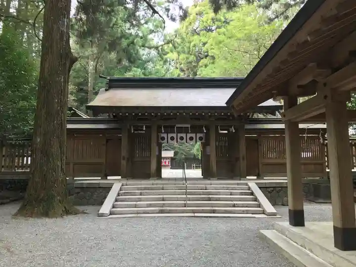 狭野神社の山門・神門