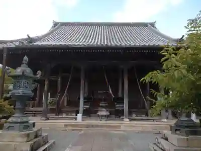 穴太寺の本殿・本堂