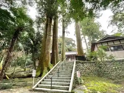 日尾神社の建物その他