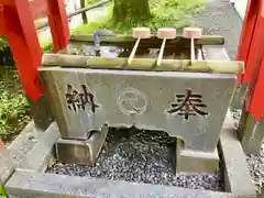 南大沢八幡神社の手水