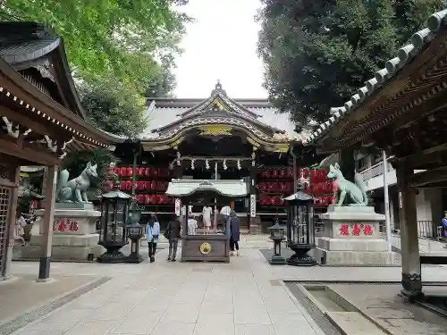 豊川稲荷東京別院の本殿・本堂