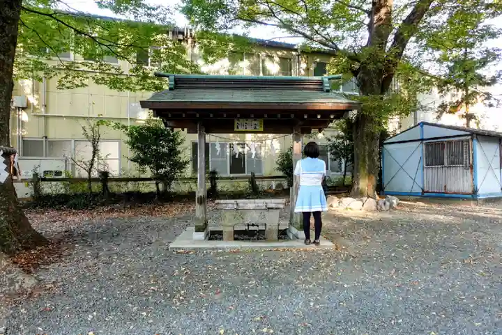 濱名惣社神明宮の手水舎