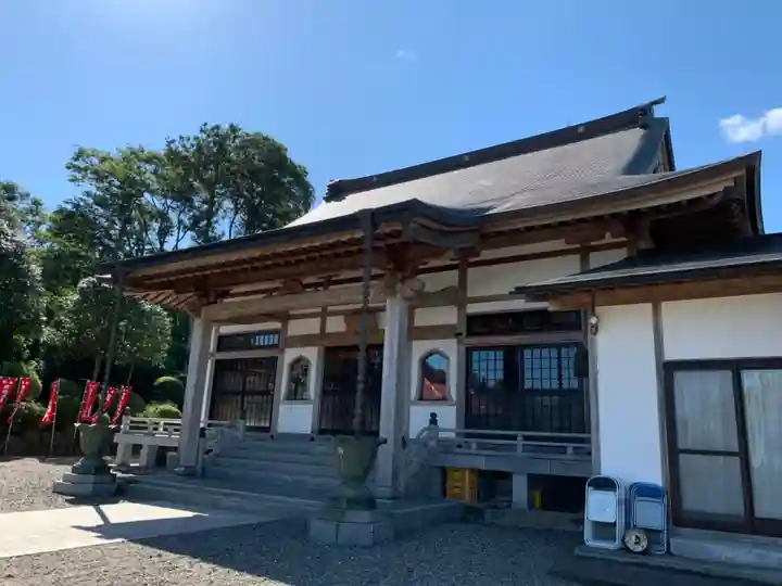 実蔵院の本殿・本堂