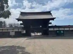 瑞龍寺の山門