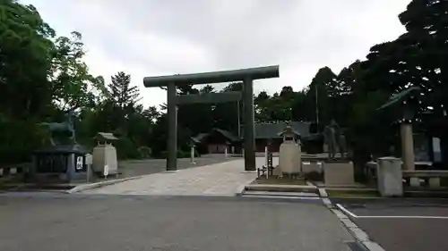 石川護國神社の鳥居