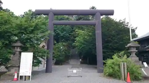 千歳神社の鳥居