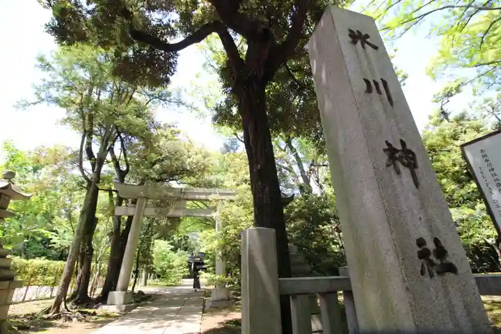 赤坂氷川神社の鳥居