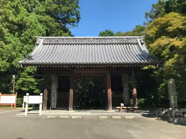 根香寺の山門・神門