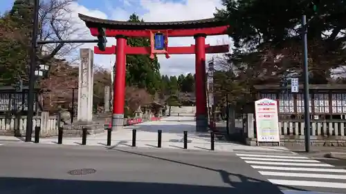 盛岡八幡宮の鳥居