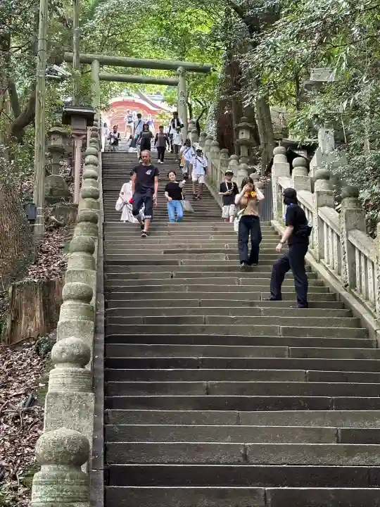 金刀比羅宮の{uncategorized: "未分類", other: "その他", undefined: "問題あり", building: "その他建物", grave: "お墓", sacred_gate: "鳥居", guardian: "狛犬", statue: "像", buddha: "仏像", history: "歴史", nature: "自然", garden: "庭園", animal: "動物", pagoda: "塔", temizu: "手水舎", mountain_gate: "山門・神門", sanctuary: "本殿・本堂", subordinate: "末社・摂社", art: "芸術", scenery: "景色", jizo: "地蔵", ema: "絵馬", goshuin: "御朱印", omikuji: "おみくじ", items: "授与品その他", amulet: "お守り", goshuincho: "御朱印帳", eats: "食事", festival: "お祭り", votive_dance: "神楽", shichigosan: "七五三参", wedding: "結婚式", experience: "体験その他", initially: "初詣", around: "周辺", anti_infection: "感染症対策"}
