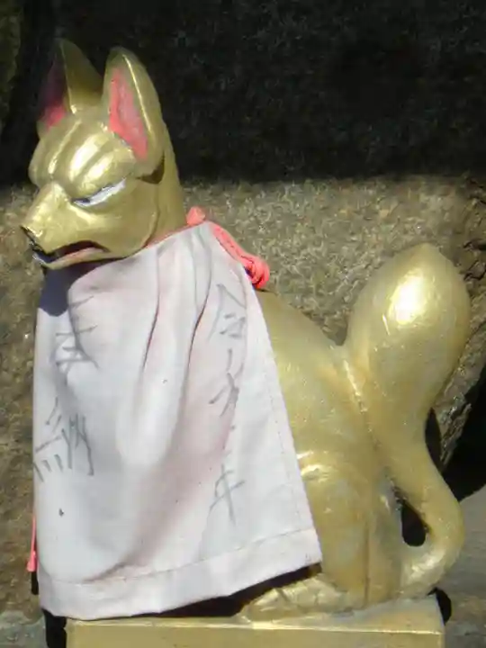 折上稲荷神社の狛犬