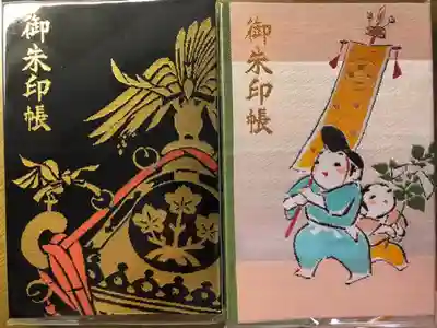 左　神輿
右　おまつり