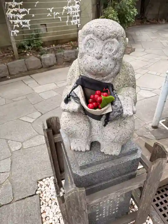 戸越八幡神社の{uncategorized: "未分類", other: "その他", undefined: "問題あり", building: "その他建物", grave: "お墓", sacred_gate: "鳥居", guardian: "狛犬", statue: "像", buddha: "仏像", history: "歴史", nature: "自然", garden: "庭園", animal: "動物", pagoda: "塔", temizu: "手水舎", mountain_gate: "山門・神門", sanctuary: "本殿・本堂", subordinate: "末社・摂社", art: "芸術", scenery: "景色", jizo: "地蔵", ema: "絵馬", goshuin: "御朱印", omikuji: "おみくじ", items: "授与品その他", amulet: "お守り", goshuincho: "御朱印帳", eats: "食事", festival: "お祭り", votive_dance: "神楽", shichigosan: "七五三参", wedding: "結婚式", experience: "体験その他", initially: "初詣", around: "周辺", anti_infection: "感染症対策"}