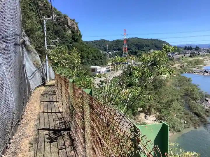 岩屋観音堂(岐阜県坂祝町)の景色
