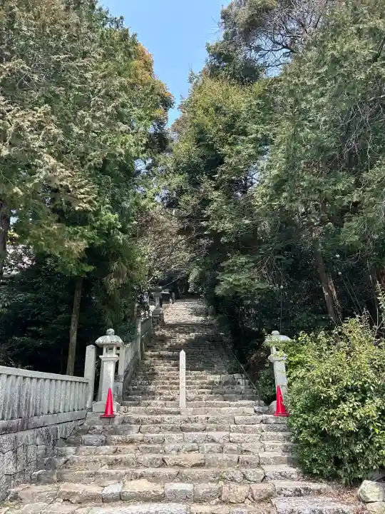 長命寺の{uncategorized: "未分類", other: "その他", undefined: "問題あり", building: "その他建物", grave: "お墓", sacred_gate: "鳥居", guardian: "狛犬", statue: "像", buddha: "仏像", history: "歴史", nature: "自然", garden: "庭園", animal: "動物", pagoda: "塔", temizu: "手水舎", mountain_gate: "山門・神門", sanctuary: "本殿・本堂", subordinate: "末社・摂社", art: "芸術", scenery: "景色", jizo: "地蔵", ema: "絵馬", goshuin: "御朱印", omikuji: "おみくじ", items: "授与品その他", amulet: "お守り", goshuincho: "御朱印帳", eats: "食事", festival: "お祭り", votive_dance: "神楽", shichigosan: "七五三参", wedding: "結婚式", experience: "体験その他", initially: "初詣", around: "周辺", anti_infection: "感染症対策"}