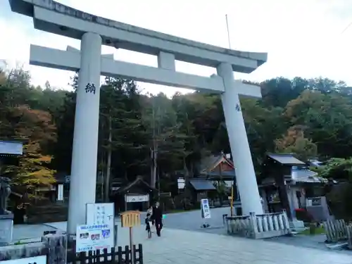 諏訪大社の鳥居