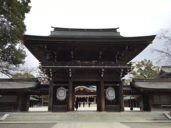 寒川神社の山門・神門