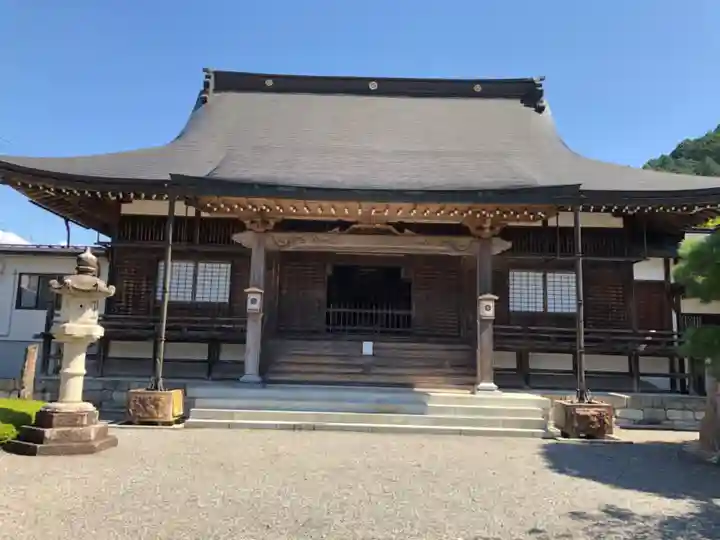 慈恩護国禅寺の本殿・本堂