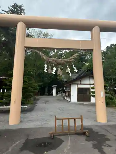 比布神社の鳥居