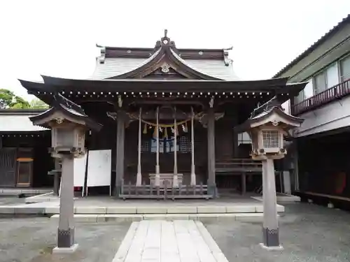 鴨居八幡神社の本殿・本堂
