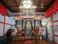 岩戸観音堂の本殿・本堂