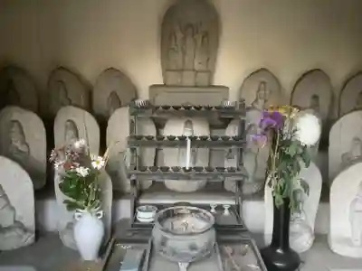 医王寺の地蔵