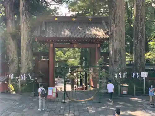 日光二荒山神社の山門