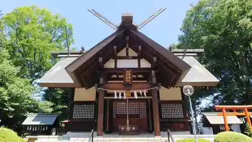 神明神社の本殿