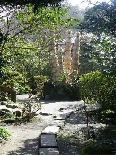 宝戒寺の庭園