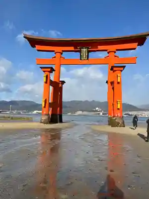 厳島神社(広島県)