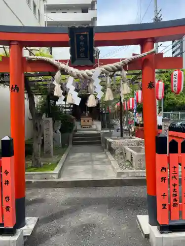 藤之宮　春日神社（野田の藤跡）の{uncategorized: "未分類", other: "その他", undefined: "問題あり", building: "その他建物", grave: "お墓", sacred_gate: "鳥居", guardian: "狛犬", statue: "像", buddha: "仏像", history: "歴史", nature: "自然", garden: "庭園", animal: "動物", pagoda: "塔", temizu: "手水舎", mountain_gate: "山門・神門", sanctuary: "本殿・本堂", subordinate: "末社・摂社", art: "芸術", scenery: "景色", jizo: "地蔵", ema: "絵馬", goshuin: "御朱印", omikuji: "おみくじ", items: "授与品その他", amulet: "お守り", goshuincho: "御朱印帳", eats: "食事", festival: "お祭り", votive_dance: "神楽", shichigosan: "七五三参", wedding: "結婚式", experience: "体験その他", initially: "初詣", around: "周辺", anti_infection: "感染症対策"}