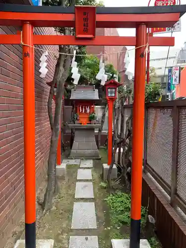 町田稲荷の鳥居