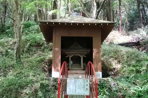 普門寺(切り絵御朱印発祥の寺)の末社・摂社