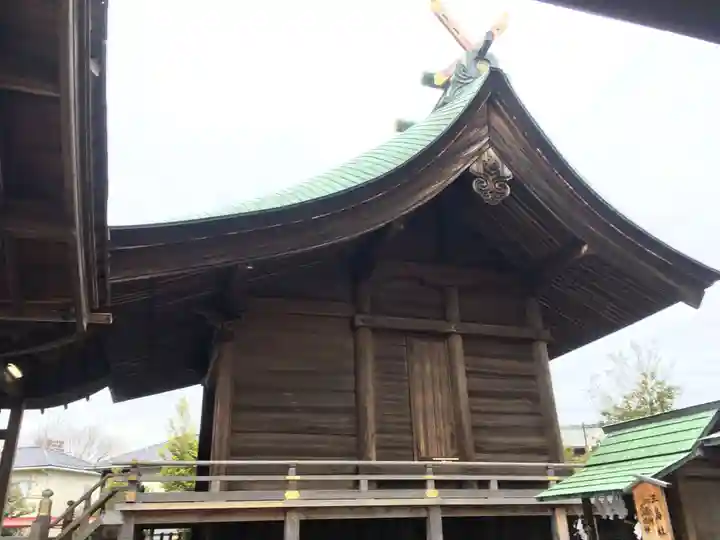 大神神社(花池)の本殿・本堂