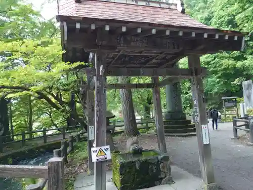 厳島神社の手水