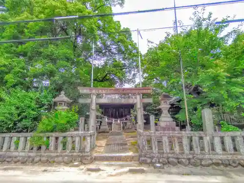 八幡社（東）の建物その他