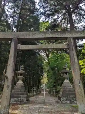 野々宮神社の{uncategorized: "未分類", other: "その他", undefined: "問題あり", building: "その他建物", grave: "お墓", sacred_gate: "鳥居", guardian: "狛犬", statue: "像", buddha: "仏像", history: "歴史", nature: "自然", garden: "庭園", animal: "動物", pagoda: "塔", temizu: "手水舎", mountain_gate: "山門・神門", sanctuary: "本殿・本堂", subordinate: "末社・摂社", art: "芸術", scenery: "景色", jizo: "地蔵", ema: "絵馬", goshuin: "御朱印", omikuji: "おみくじ", items: "授与品その他", amulet: "お守り", goshuincho: "御朱印帳", eats: "食事", festival: "お祭り", votive_dance: "神楽", shichigosan: "七五三参", wedding: "結婚式", experience: "体験その他", initially: "初詣", around: "周辺", anti_infection: "感染症対策"}